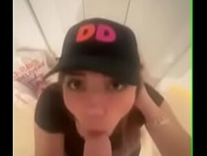 I make donkin&#039_ donus delivery girl suck my big white cock