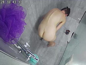 Real cheating. Wife and neighbour fuck in the bathroom. Video leak watch to the end