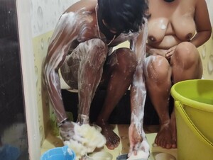 Nude Indian Boyfriend And Girlfriend Bathing