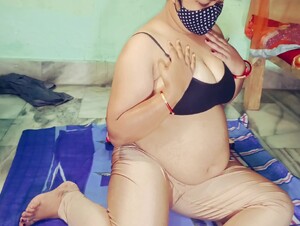 Hot Sarmila Bhabhi With Big Boobs Took Devars Dick In Her Ass